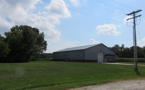 6326 W Fauber Rd, Bartonville, IL 61607